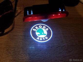 Logo projektory do dveri (tapacirov) - hologramy pre vozidlá - 3