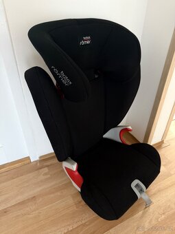 Prodám autosedačku Britax Romer 15-36kg- TOP STAV - 3