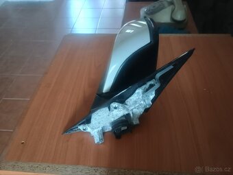 BMW pravé zpětné zrcátko. - 3