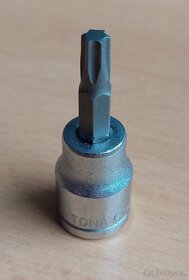 3/8" zástrčná hlavice TORX T30 (výrobce TONA) - 3