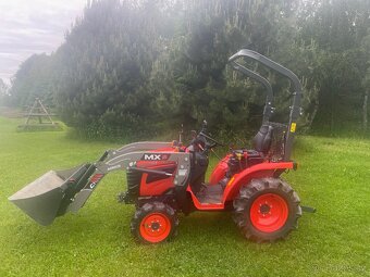 Malotraktor Kubota B1161 + čelní nakladač MX C1 - 3