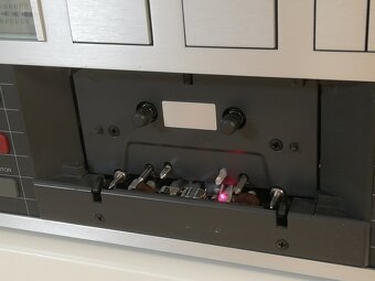 Revox B 215 High-End kazetový magnetofon – studiová technika - 3