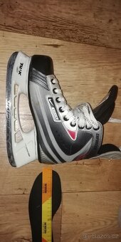 Hokejové brusle BAUER vel. 38,50 cm - 3