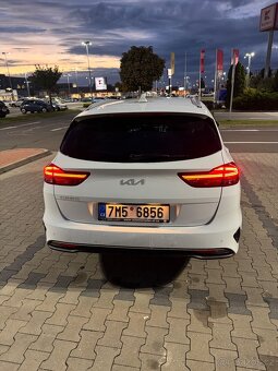Kia Ceed SW 1.5 T-GDi 118 kW, 2022, automat - 3
