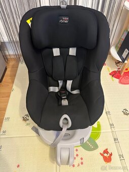 Britax Romer 360 otočná - 3