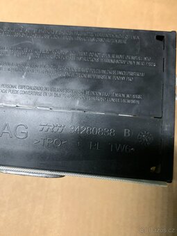 Kolenní airbag skoda Octavia IV 4 koleno kolenni - 3