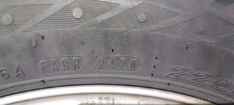 Zimni sada kol s pneu na BMW E60 E61 zadokolka 225/55 R16 - 3