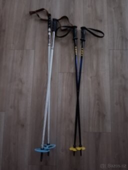 Lyže Atomic + hůlky - 3