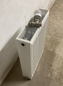 Radiátor 40cm (včetně termostatické hlavice) - 3