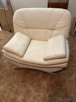 Obývací stěna a gauč s křeslem - 3