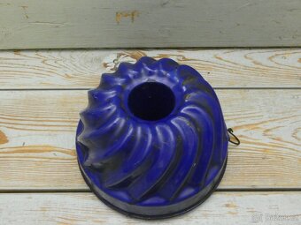 Modrá smaltovaná bábovka - 3