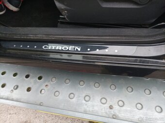 Citroën C2 - 1,4 , 54kw , VTR , rv - 9/2005. - 3