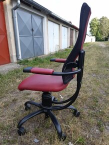 Zdravotní židle SpinaliS HACKER - 3