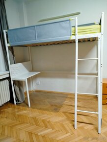 Vyvýšená postel se stolkem IKEA VITVAL - 3