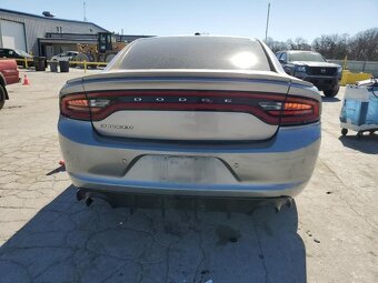 Dodge Charger na náhradní díly 3.6 V6 2016 - 3