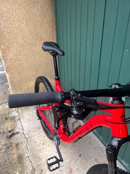 Zánovní celoodpružene trailove kolo Ghost Kato 27.5" ram L - 3