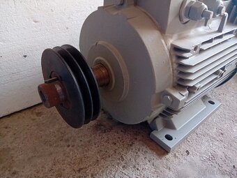 Elektromotor 2,5 / 7,2kW - 3