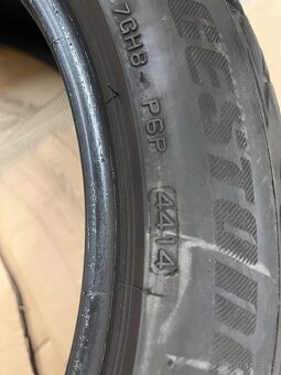 225/45R17 91W - 3