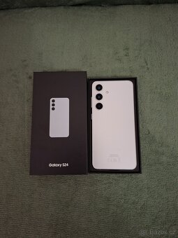 NOVY SAMSUNG S24 8/128GB. ZARUKA. - 3