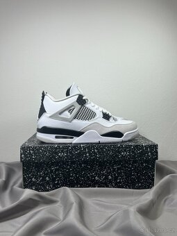 Air Jordan 4 Military - 3