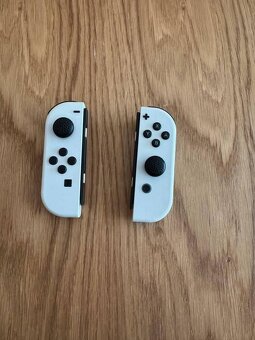 Nintendo SWITCH OLED + hry - 3