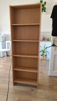 Dřevěná skříňka/knihovna - 3