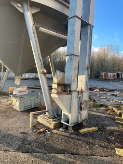 Silo - 3