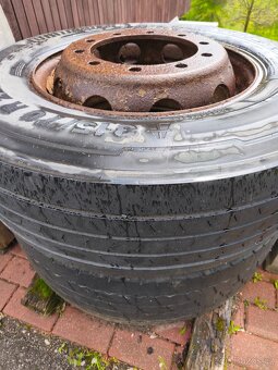 315/70 R22.5 - 3