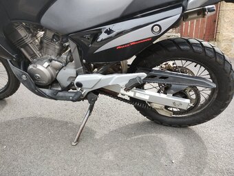 Honda Transalp 650 - 3
