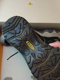 Keen Targhee IV MEN WP Dark Olive 47 - 3
