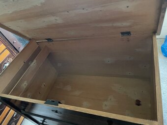 Starožitná komoda - 3