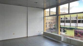 PRONÁJEM OBCHODNÍHO PROSTORU SKALKA - 3