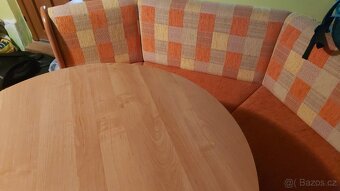 Rohová jídelní souprava se stolem - 3