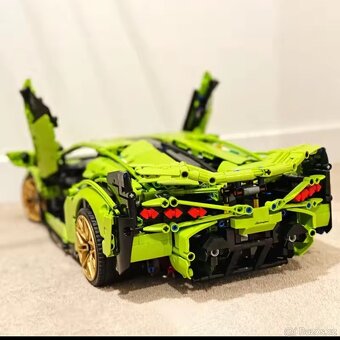 Lamborghini Sián FKP 37- NOVÉ 3696 dílků - 3