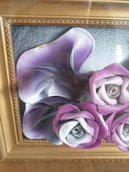 Originální plastický obraz fialové růže koženka - 3