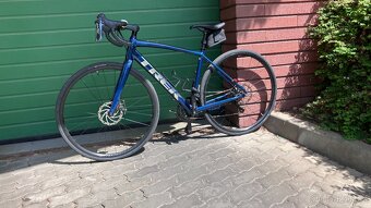 Trek Domane AL 2 Disc - 3