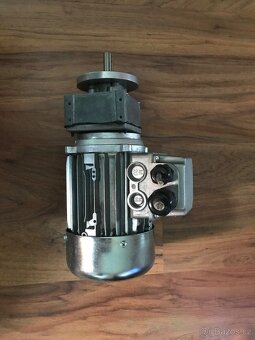 Elektromotor - 3