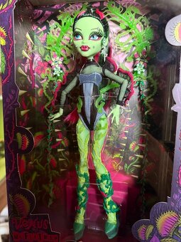 Monster High Skullector Venus Mc Flytrap - 3