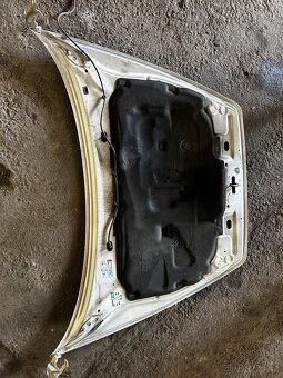 Kapota originál Volvo V50 2010 - 3