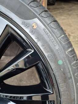 5x112 r19 Škoda Superb 3-Trinity Black Zanovni pneu 7mm - 3