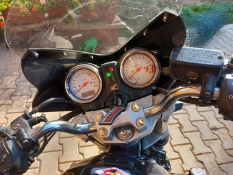 Honda Hornet 600 - 3