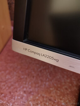 Monitor HP Compaq LA2205wg - 3