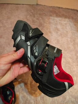 Cyklisticke tretry Shimano vel 47 - 3