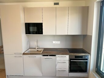 🏠 Velikost bytu: 2+kk, 63 m ² 📍Adresa: Praha 3 - Žižkov - 3