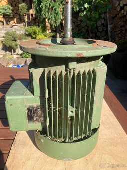 Motor 2,2kW 2800 otáček - 3