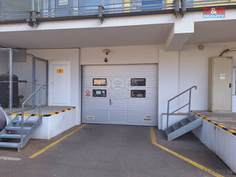 Pronájem garáže, 19 m², Pardubice, ul. třída Míru - 3