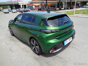 PEUGEOT 308 GT 1.2 PT EAT 8 ,KOUPENO ČR,1.MAJITEL v ZÁRUCE - 3