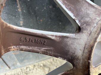 Pneumatiky s diskama 205/60 r16 - 3