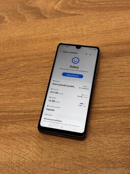 Samsung A41 4/64GB cist popis - 3