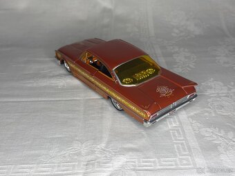 1960 Ford Starliner (kovový, sběratelský) - 3